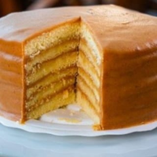 Caramel cake